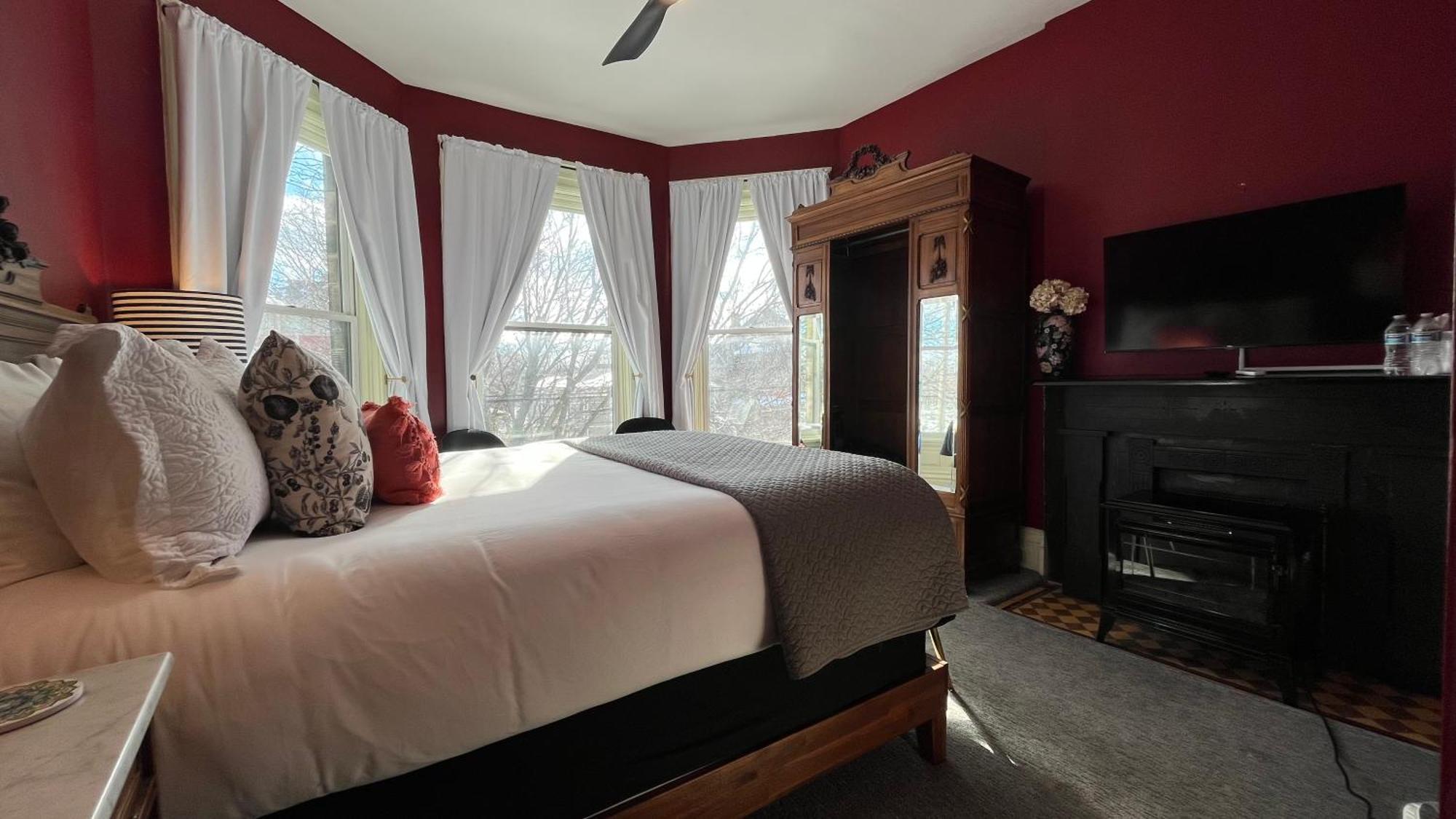 Stone Gables Inn Cleveland Bagian luar foto