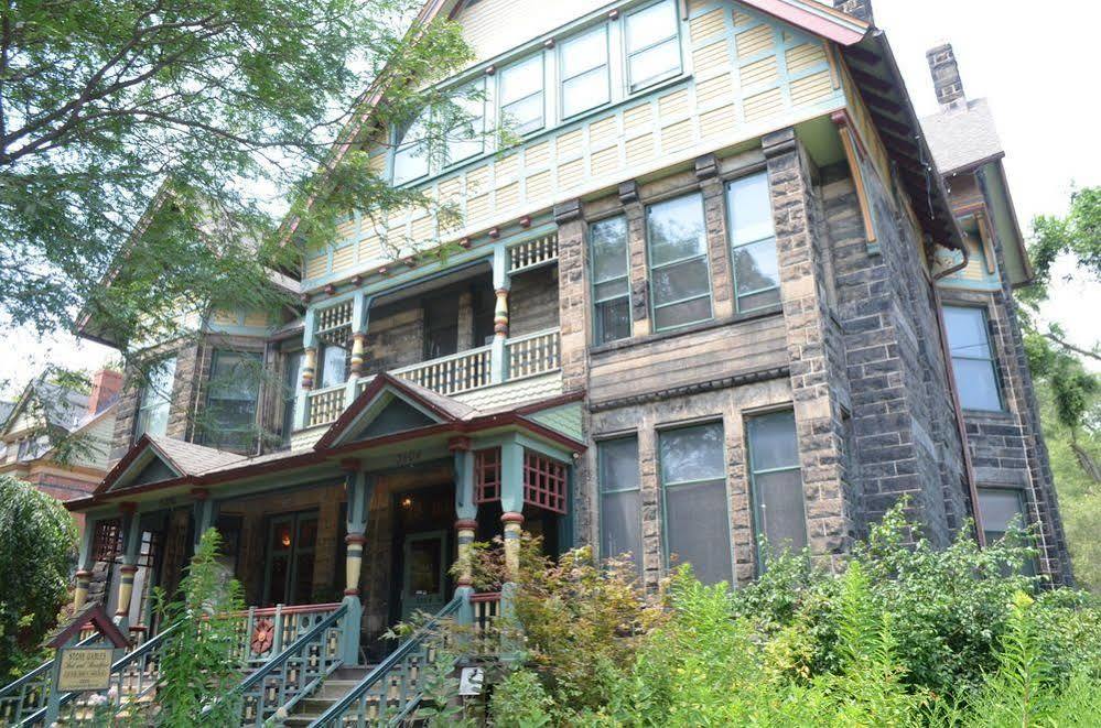Stone Gables Inn Cleveland Bagian luar foto